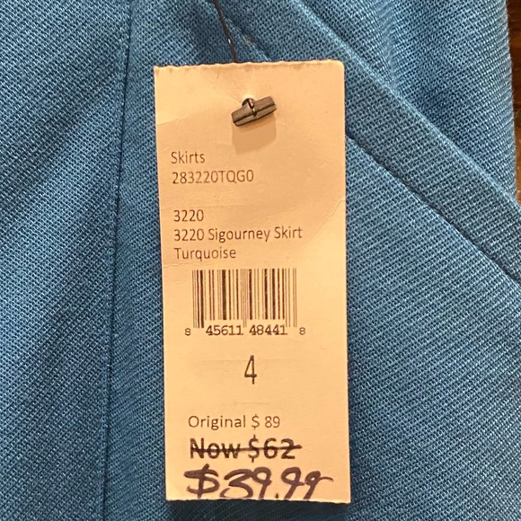 CAbi Sigourney Skirt! New with tag! - Picture 3 of 3